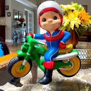 Vintage Atlantic mold company ceramic boy! 💙